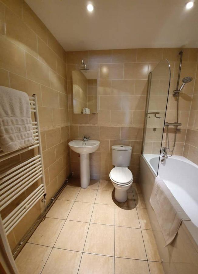 Stylish Flat In Central Tenby & Free Parking Dış mekan fotoğraf